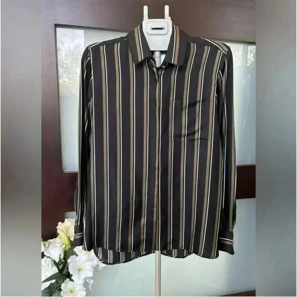 Max Mara Women's M Black Striped Silk Button-Up Shirt Long Sleeve Size 4 - Picture 8 of 8
